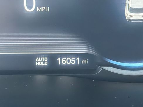 Used 2025 Genesis GV70 2.5T image 38