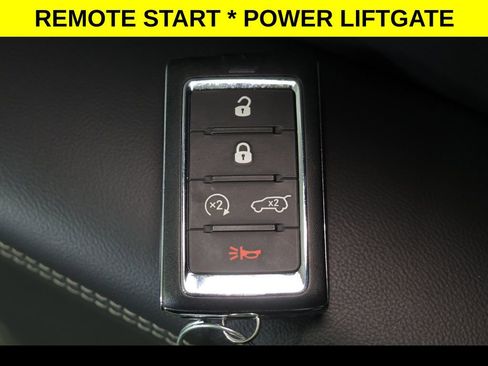 Used 2023 Jeep Grand Cherokee L Limited image 12