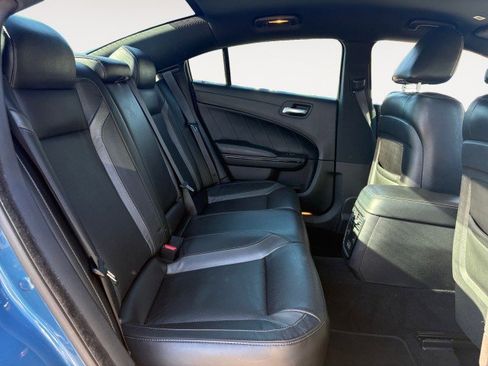 Used 2020 Dodge Charger SXT w/ Plus Group image 12