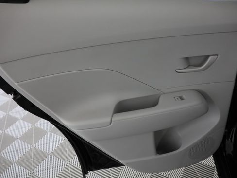 Certified 2025 Hyundai Kona SEL AWD/4WD image 24