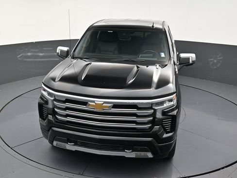 Used 2024 Chevrolet Silverado 1500 High Country AWD/4WD image 20