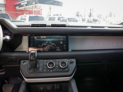 Used 2020 Land Rover Defender 110 S image 14