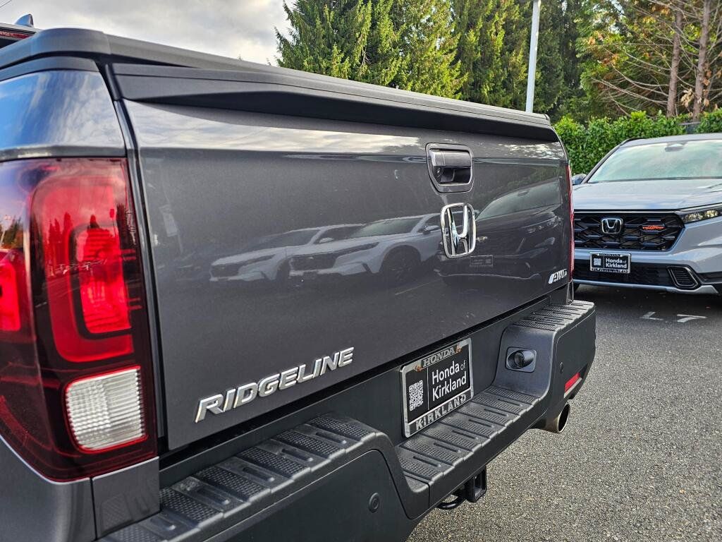 Certified 2023 Honda Ridgeline RTL-E image 16