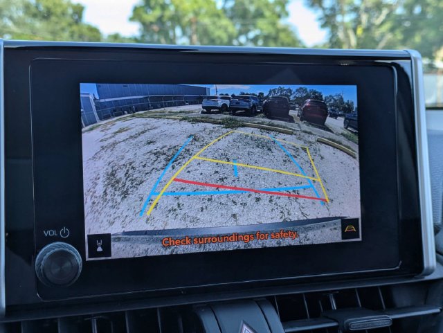 Used 2023 Toyota RAV4 XLE AWD/4WD image 20