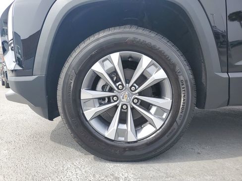 New 2026 Chevrolet Equinox LT w/ Convenience Package II FWD image 6