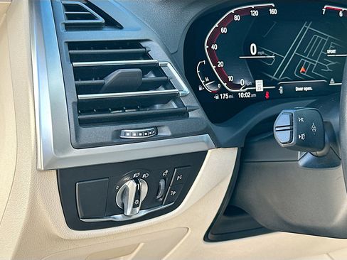 Used 2022 BMW X3 sDrive30i w/ Convenience Package w/ZPA image 10