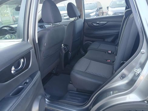 Used 2018 Nissan Rogue S AWD/4WD image 11