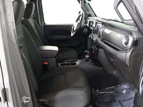 Used 2021 Jeep Wrangler Unlimited Sahara w/ Uconnect 4C Nav & Sound Group image 26