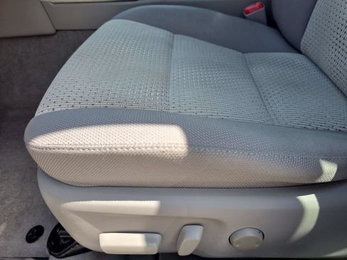 Used 2014 Toyota Camry XLE FWD image 17