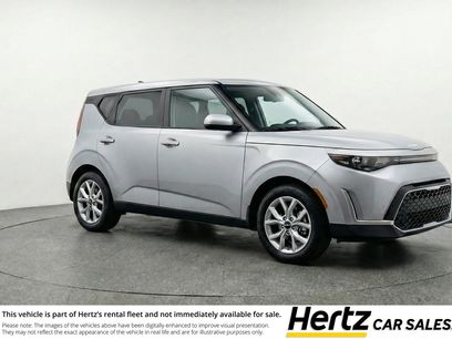 Used 2025 Kia Soul LX w/ LX Technology Package