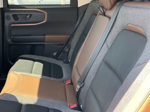 Used 2022 Ford Bronco Sport Outer Banks w/ Tech Package AWD/4WD image 25