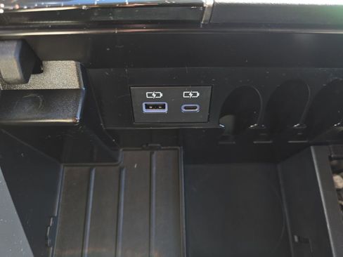 Used 2022 Toyota Tundra SR5 image 22