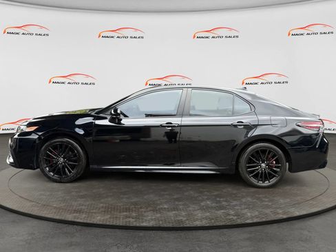 Used 2023 Toyota Camry SE AWD/4WD image 7