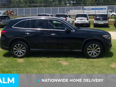 Used 2024 Mercedes-Benz GLC 300 4MATIC image 5