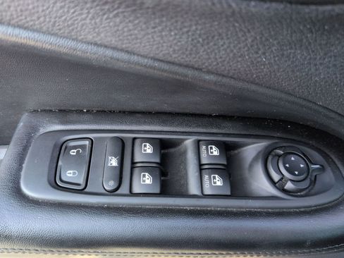 Certified 2021 Jeep Compass Latitude image 17