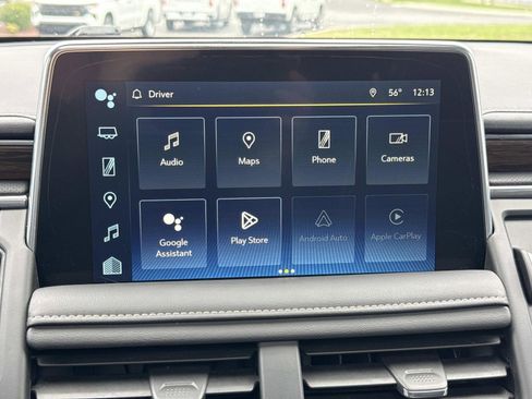 Used 2024 Chevrolet Suburban Premier image 4