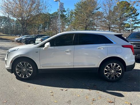 Used 2017 Cadillac XT5 Premium Luxury image 4