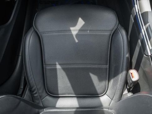 Used 2023 Mercedes-Benz C 300 4MATIC Sedan image 30
