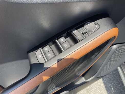 Certified 2025 Kia Soul EX FWD image 18