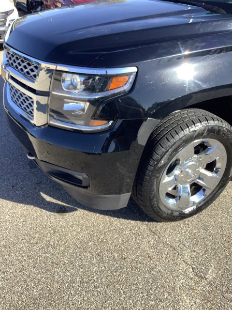 Used 2017 Chevrolet Tahoe LT w/ LT Signature Package AWD/4WD image 10