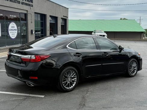 Used 2018 Lexus ES 350 w/ Navigation System Package FWD image 17