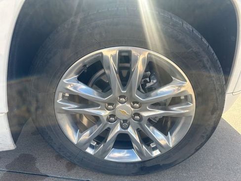 Used 2021 Chevrolet Traverse High Country image 9