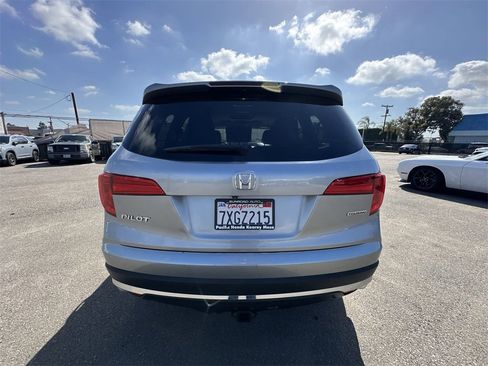 Used 2017 Honda Pilot Touring image 34