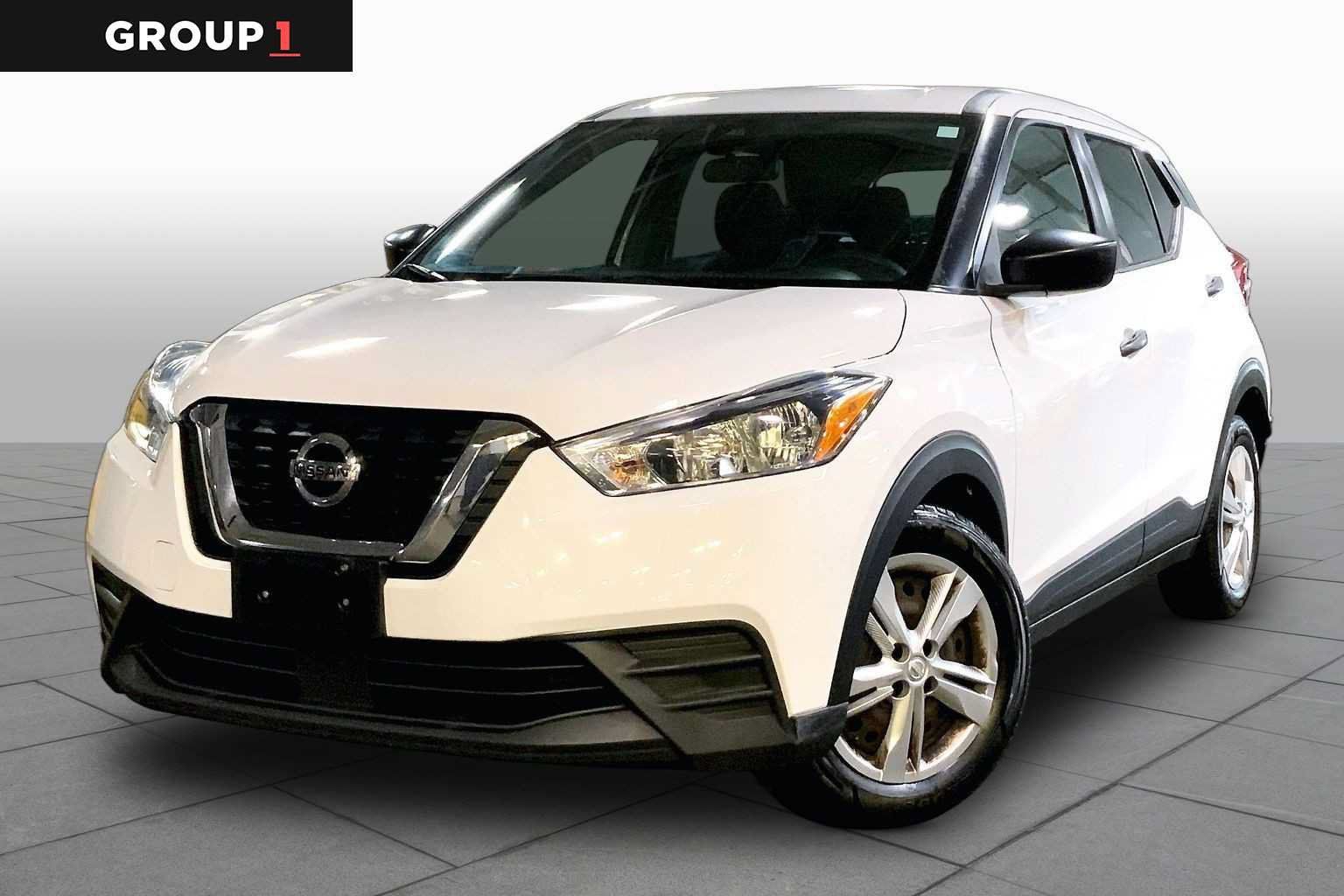 Used 2020 Nissan Kicks S FWD image 1