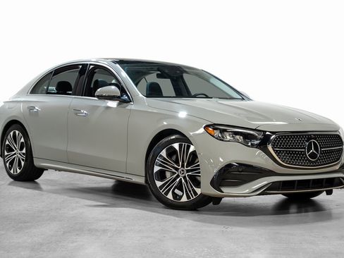 Used 2024 Mercedes-Benz E 350 4MATIC Sedan w/ Driver Assistance Package image 2