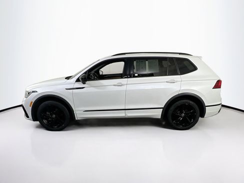 Used 2023 Volkswagen Tiguan SE R-Line AWD/4WD image 8