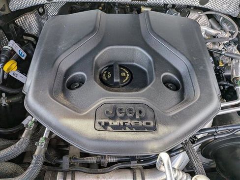 Used 2022 Jeep Grand Cherokee Summit w/ Advanced Protech Group IV image 25