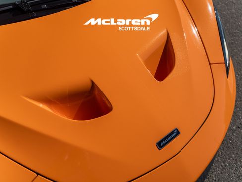 Used 2020 McLaren 620R image 12