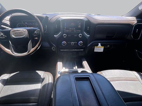 Used 2021 GMC Sierra 1500 Denali AWD/4WD image 16