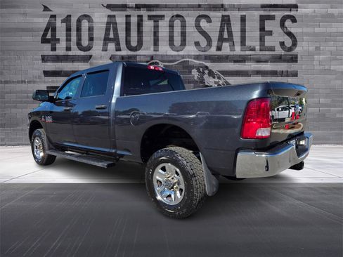 Used 2015 RAM 2500 Tradesman w/ Chrome Appearance Group AWD/4WD image 8