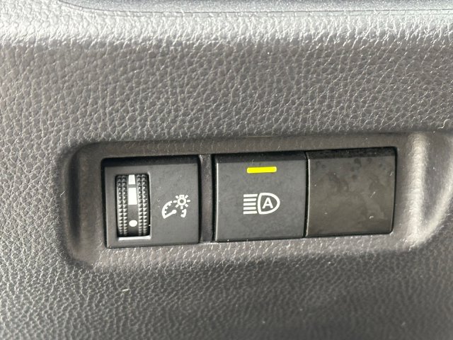 Certified 2025 Toyota RAV4 XLE AWD/4WD image 23