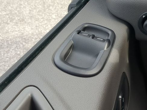 Used 2024 Ford Transit 350 XLT image 22