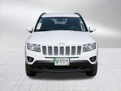 Used 2015 Jeep Compass Latitude AWD/4WD image 2