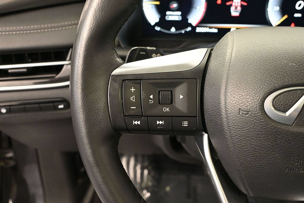 Used 2024 INFINITI QX60 Luxe AWD/4WD image 22