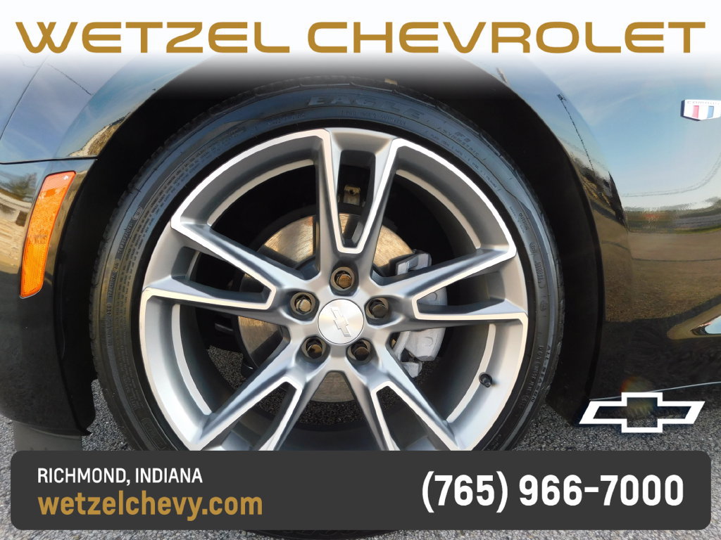 Used 2024 Chevrolet Camaro LT w/ RS Package RWD image 9