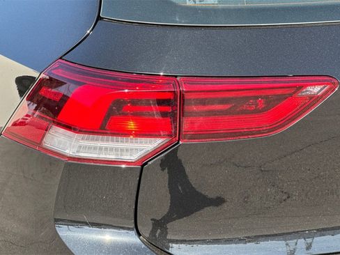 Used 2024 Volkswagen Golf R image 35