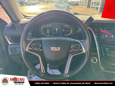 Used 2019 Cadillac Escalade Premium Luxury AWD/4WD image 16