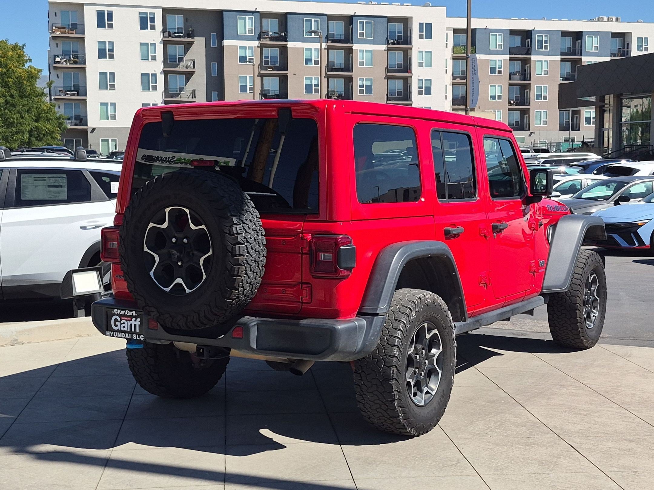 Used 2023 Jeep Wrangler Unlimited Rubicon 4xe w/ Cold Weather Group AWD/4WD image 3