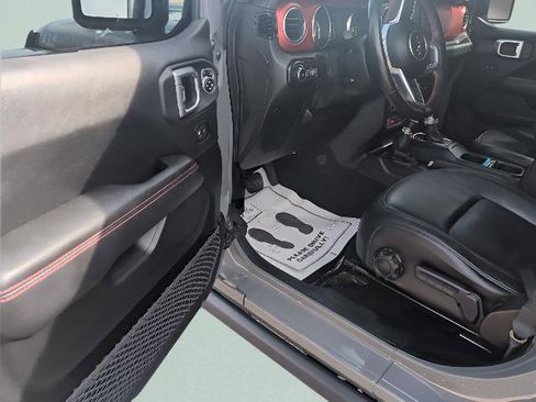 Used 2020 Jeep Wrangler Unlimited Rubicon w/ Uconnect 4C Nav & Sound Group image 7