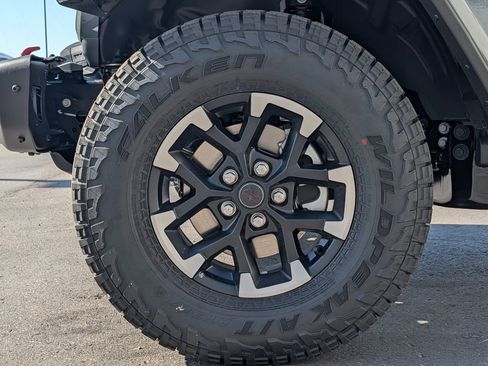 New 2026 Jeep Gladiator Rubicon AWD/4WD image 4