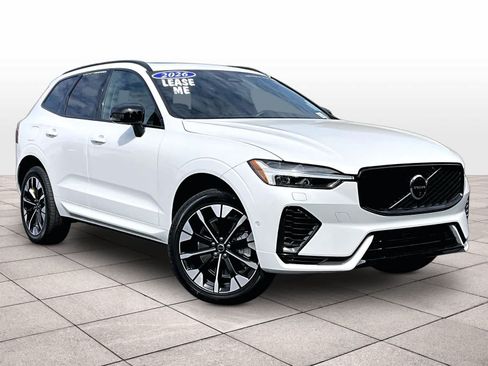 Used 2026 Volvo XC60 T8 Plus w/ Climate Package AWD/4WD image 2