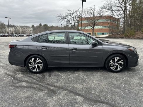 Used 2025 Subaru Legacy Premium image 4