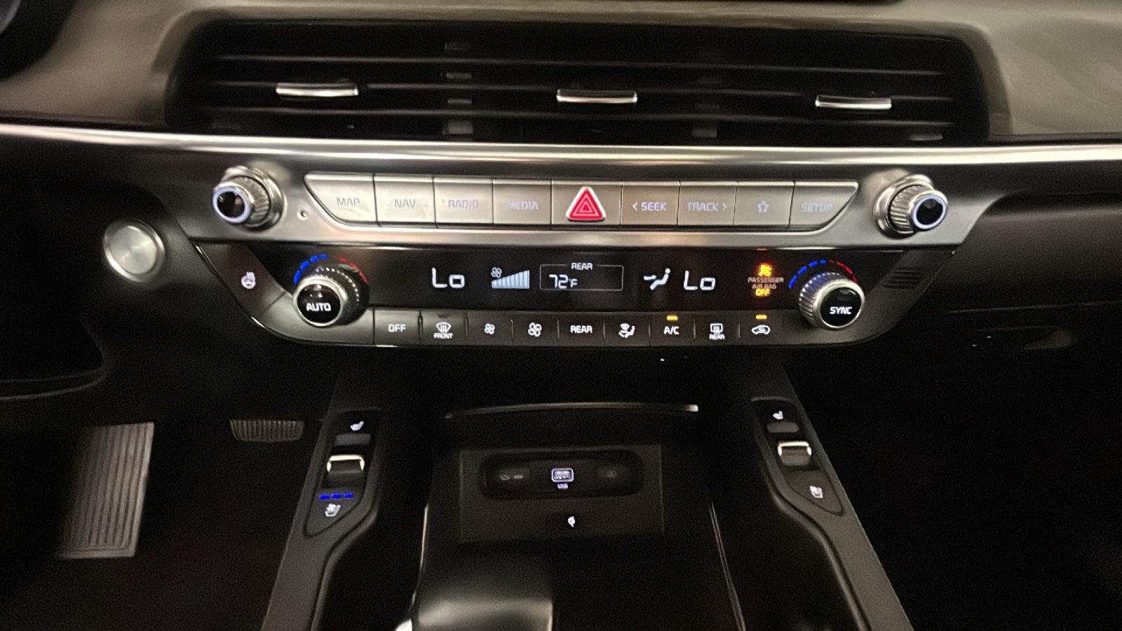 Used 2021 Kia Telluride EX w/ EX Premium Package AWD/4WD image 27