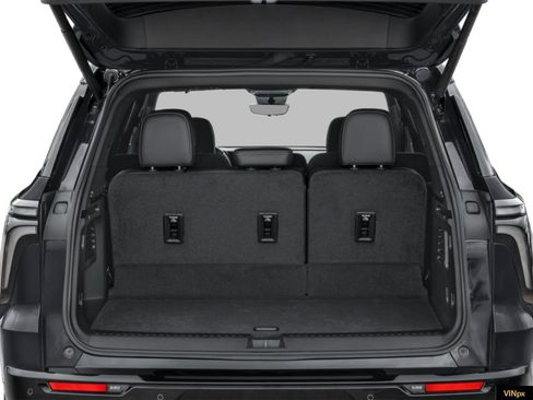 New 2026 Chevrolet Traverse RS w/ LPO, Floor Liner Package image 9