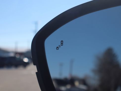 Used 2022 Nissan Pathfinder SL image 26