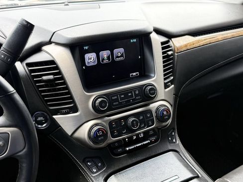 Used 2017 GMC Yukon Denali w/ Open Road Package AWD/4WD image 45